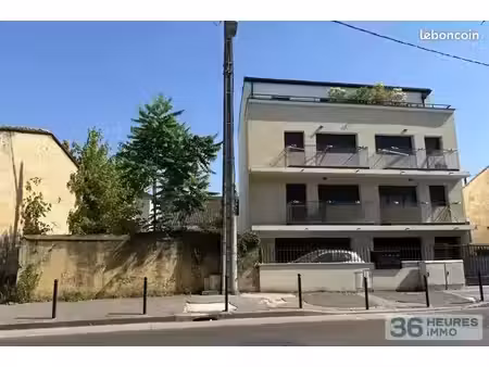 terrain bordeaux