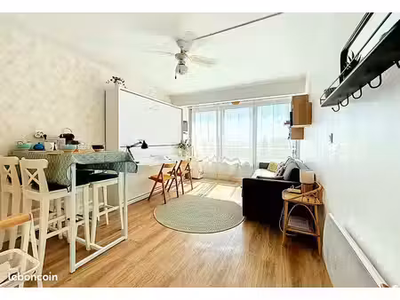 carnon • studio meublé 27 m² • à 50 m de la plage • parking