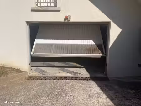 garage sécurisé rennes saint martin 16 4m2