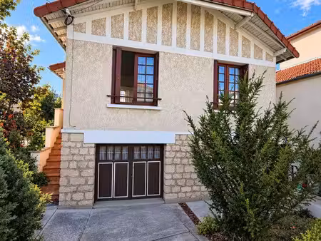maison meublée avec jardin : env. 80 m² utiles : champigny