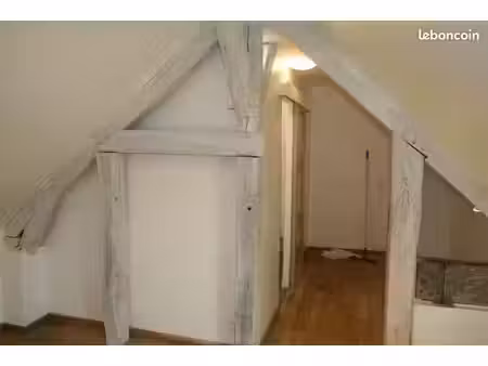 maison a louer a cires les mello