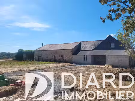 maison 1 pièce 100 m²