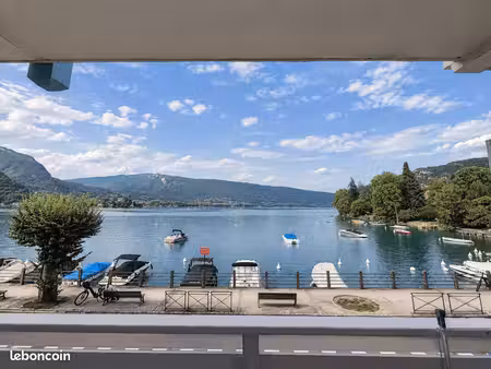 talloires – t3 meublé 48 m² – vue lac – balcon – parking