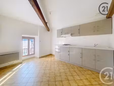 appartement f2 à louer - 2 pièces - 72 m2 - villeneuve sur yonne - 89 - bourgogne
