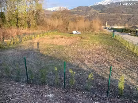 terrain de loisirs