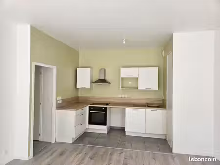 appartement t3 (63 m²) en rez-de-jardin