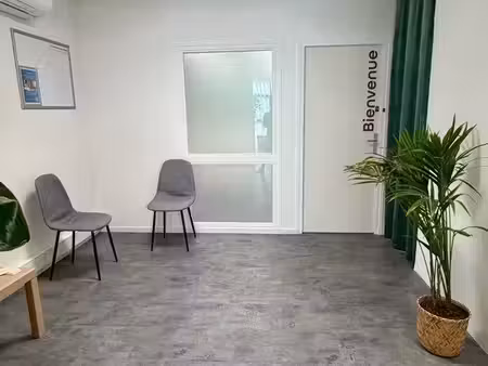 local à louer 30m2 idéal profession médical ou activité tertiaire