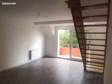 loue t4 duplex secteur hopital