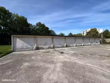 garage box garde meubles