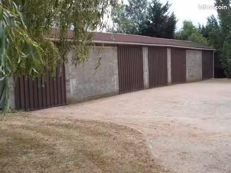 garage 288 m2 et maison 170 m2