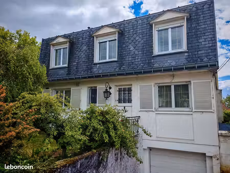 maison 8 pièces 144 m²