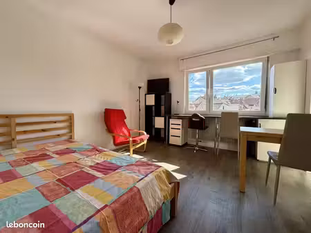 studio 1 pièce 23 m²