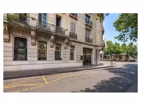 local commercial à louer