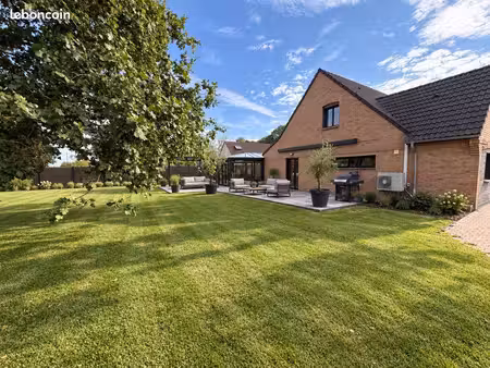 maison 8 pièces 225m2 avec piscine