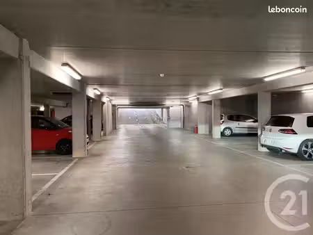 parking 18 m² metz