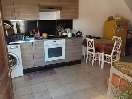 salindres centre joli petit p3