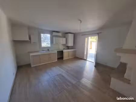 location appartement non meublé rez de chaussée