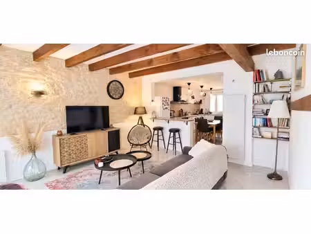 maison en pierre rénovée 112 m² – 3 chambres + mezzanine – terrasse 32 m²