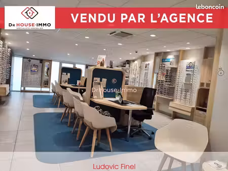 immeuble 7 pièces 181 m²