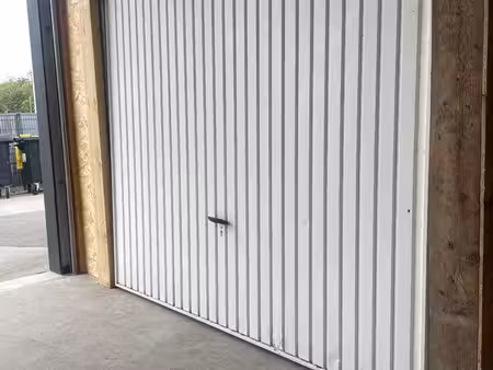 garage/ box de stockage
