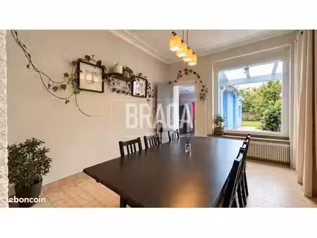 maison 6 pièces 130 m²