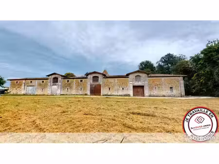 château 8 pièces 259 m²