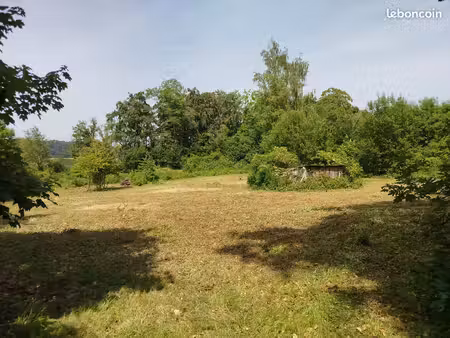 magnifique terrain de loisirs