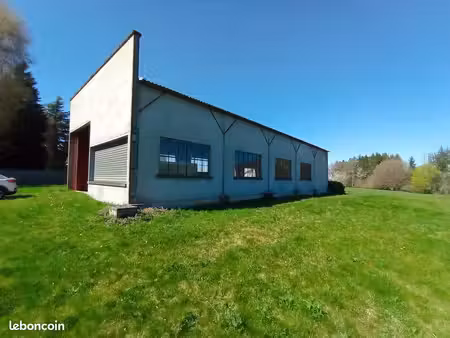 terrain constructible avec hangar zone ui