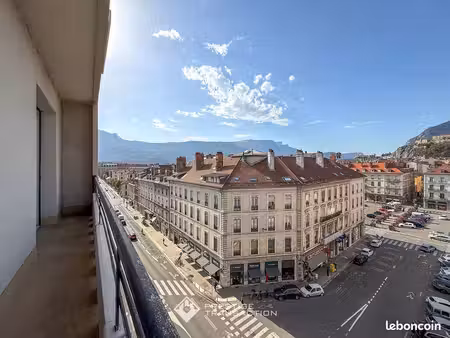 appartement 4 pièces 81 m²