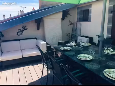 maison de bourg avec terrasse garage et dépendances