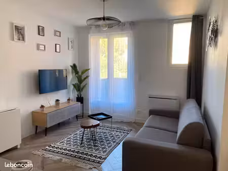 t2 meublé premium • terrasse 10 m² • 5 min metz