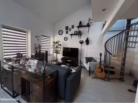 coup de cœur – appartement 50 m² avec mezzanine – metz centre