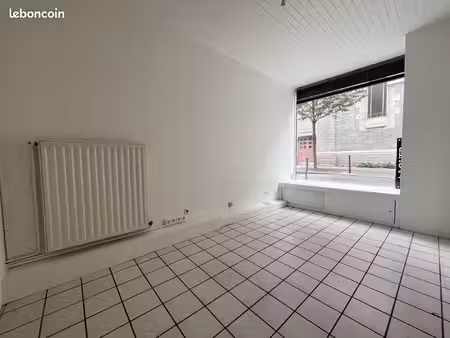inconnu 3 pièces 85 m²