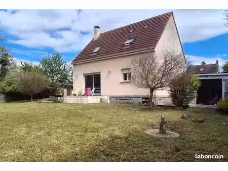 ? maison récente 2008 – 4 ch – grand terrain 1535 m² – mare – proche beauvais