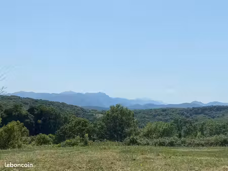 terrain entre oloron ste marie et esquiule