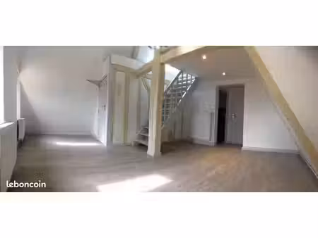 appartement rénové et atypique centre-ville rue des granges