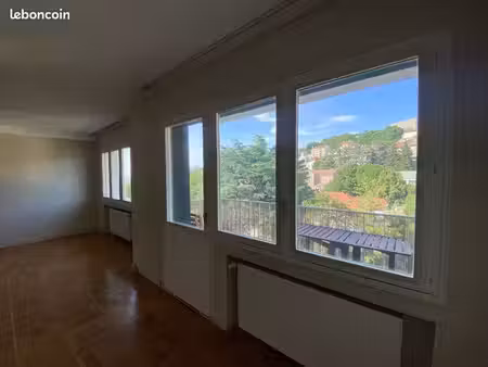 bel appartement 94m2
