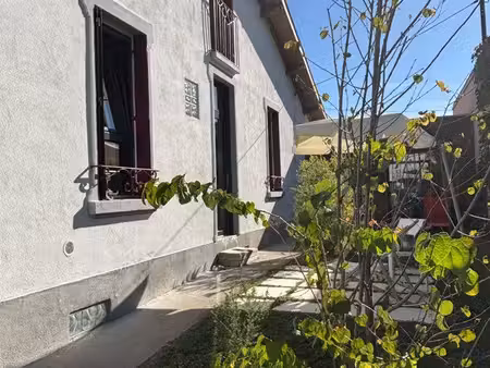 maison 3 chambres 2 jardins à la glacière