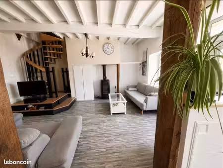 maison de caractère avec poutres apparentes