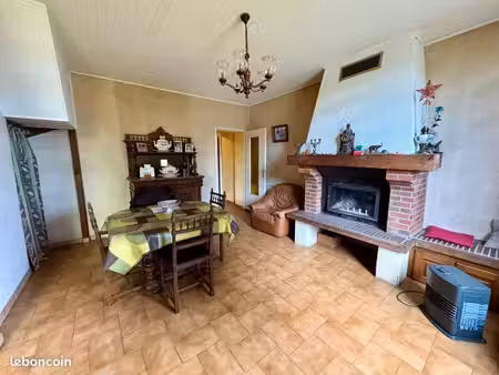 villa 4 pièces 120 m²