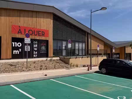 local commercial  110 m²