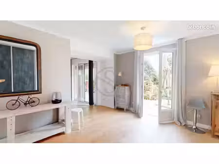 maison 4 pièces 121 m²