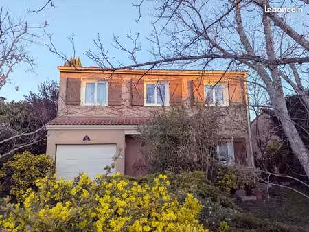 5 pièces · 121 m²5 pièces  121 m² · tournefeuille 31170 · quartier petit train - quéfets