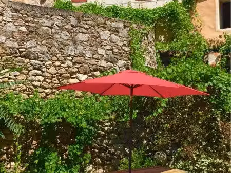 maison de charme avec grand jardin et vue exceptionnelle sahorre
