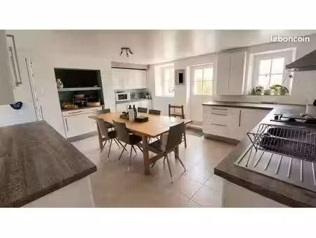 maison à fleurines à 5 min de senlis