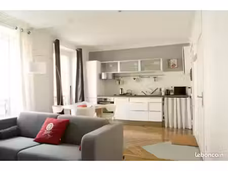studio 1 pièce 28 m²