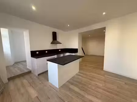 vente appartement 4 pièces 124 m² à villeneuve-sur-lot (47300)  109 900 €