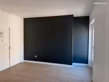 studio 1 étage