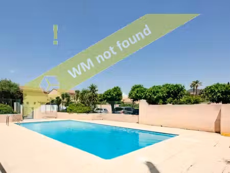 vente maison type mazet 3/4 pièces sainte-maxime avec jardin