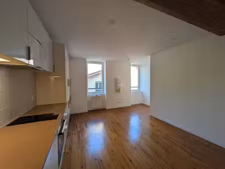 studio de 27m² avec cuisine équipée